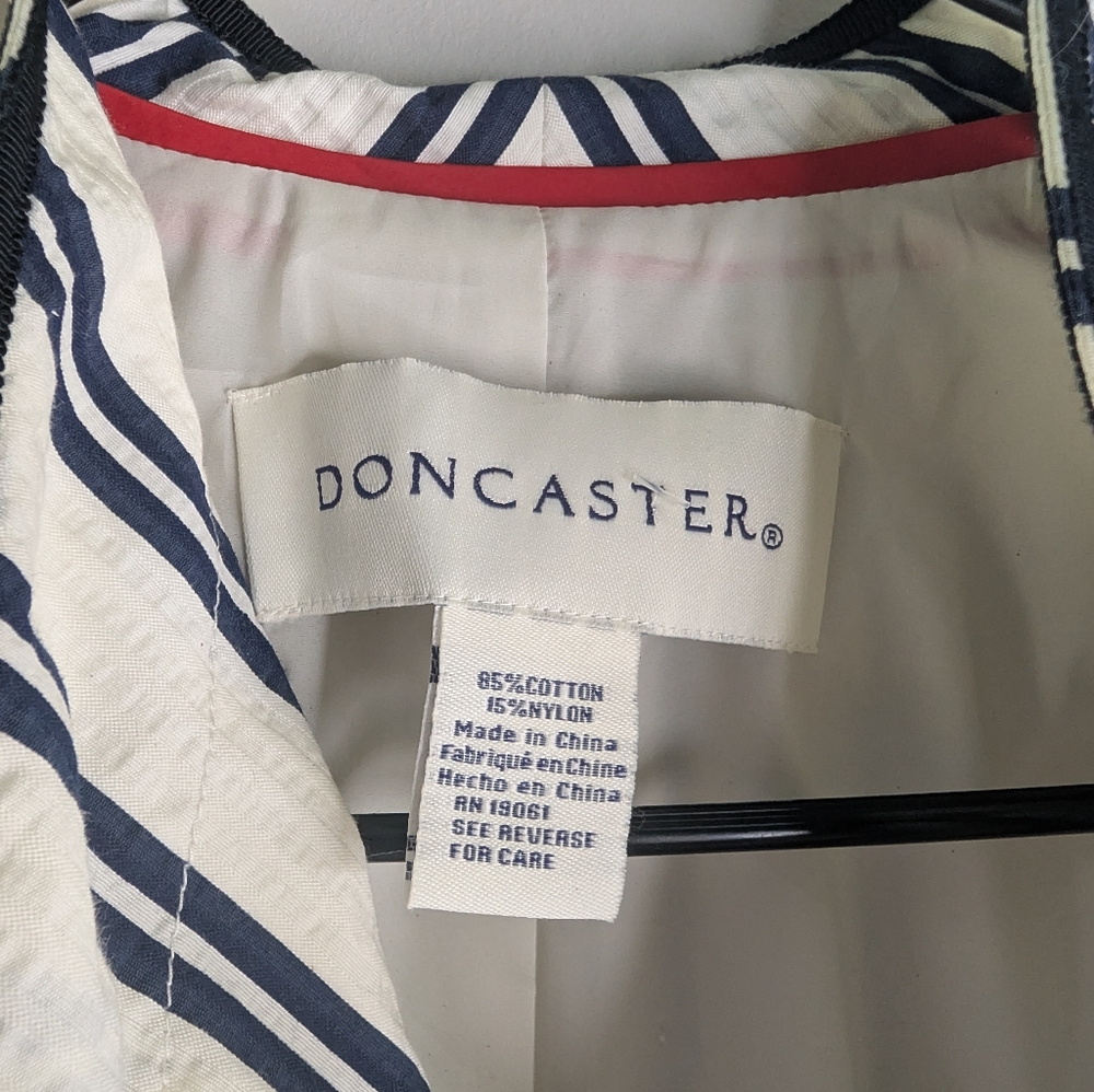 Doncaster Striped White and Navy Women's Jacket 10P - Picture 3 of 10